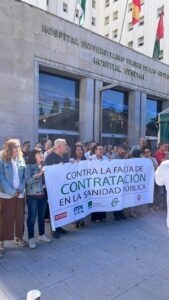 Lee más sobre el artículo Andalucía: Concentración en el Hospital U. Virgen de las Nieves de Granada