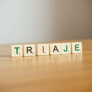 Lee más sobre el artículo Salut delega el triaje en personal no sanitario: técnicos sanitarios denuncian una vulneración de ley y riesgos para el paciente